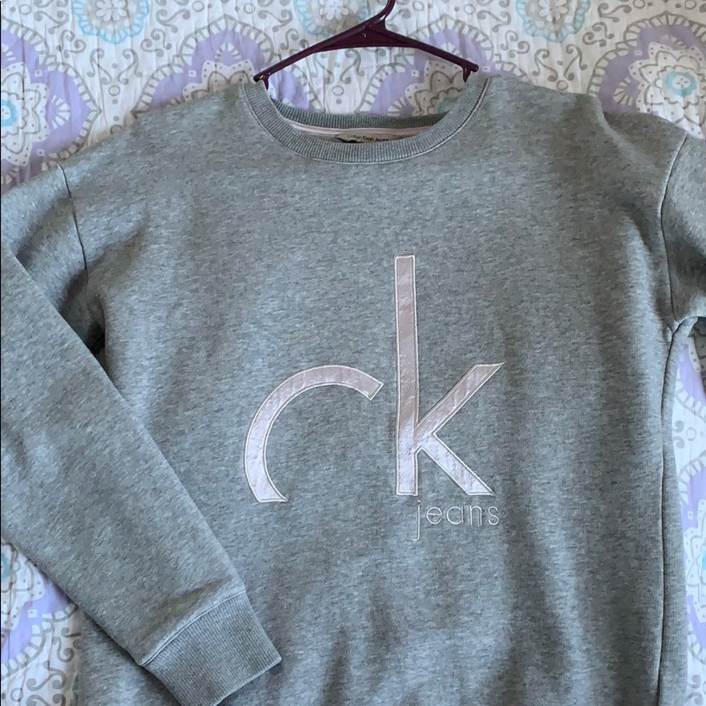 Calvin Klein sweat shirt